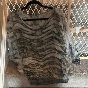 Women’s Olive & Gray Tie-Dye Scoop Neck Blouse